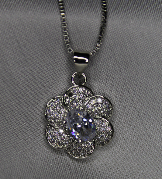 Floral Locket Metallic